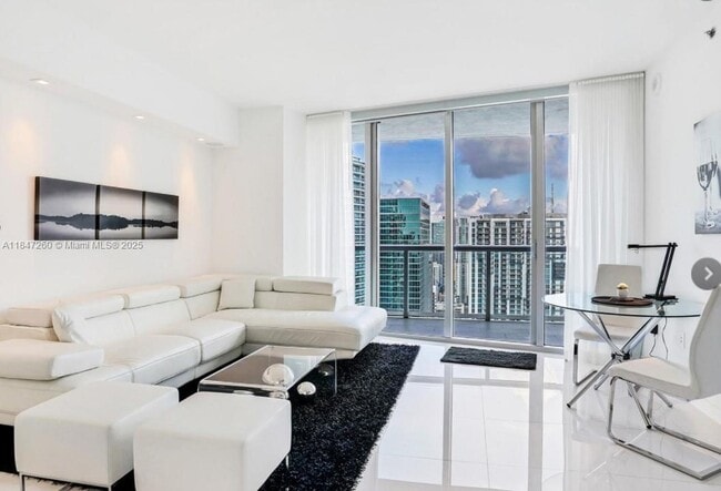 Primary Photo - 475 Brickell Ave
