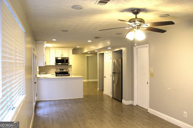 Building Photo - 5811 Calico Ct