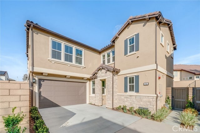 Primary Photo - 716 Olivier Dr