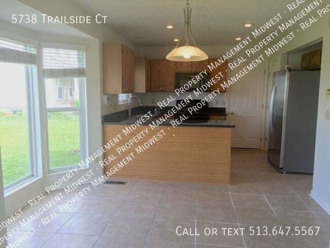 Building Photo - 5738 Trailside Ct