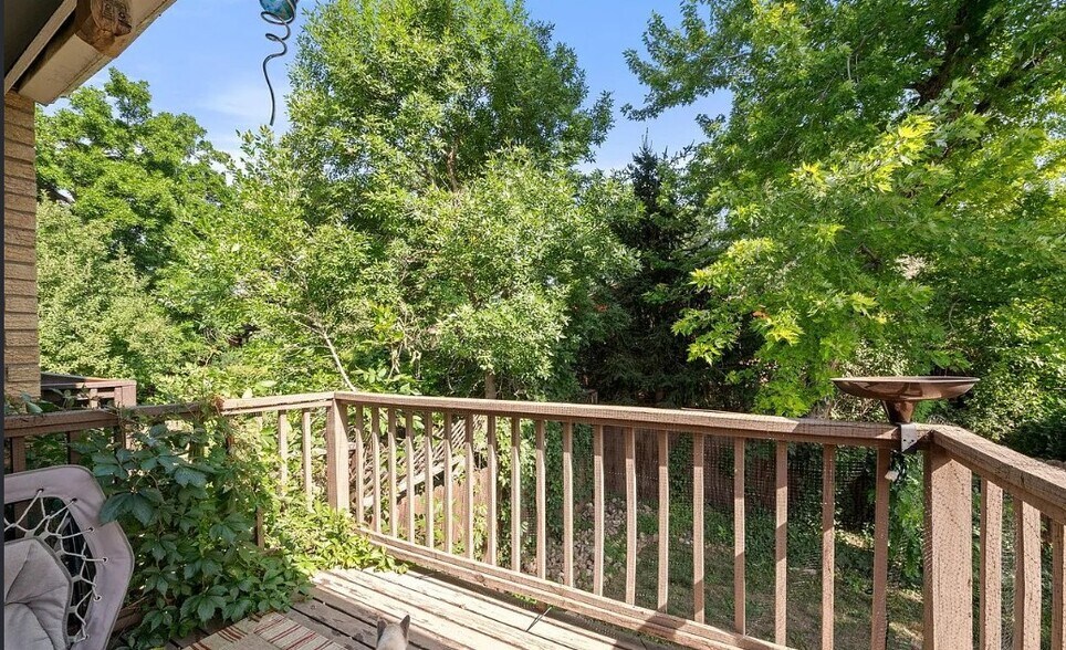 Building Photo - 2623 Sherwood Cir