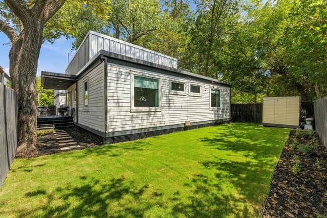 Building Photo - 5307 Prock Ln