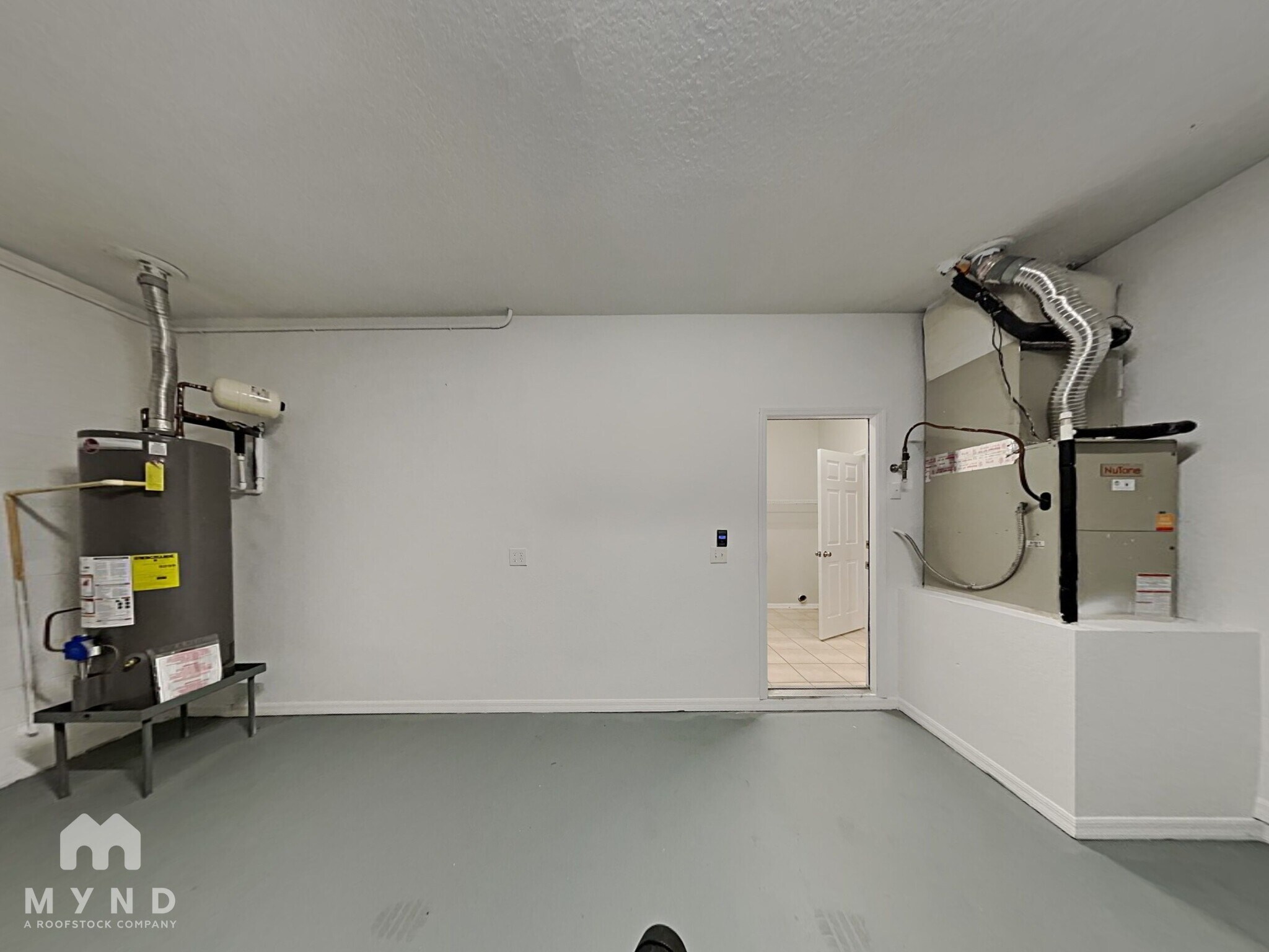 Building Photo - 1625 Wakefield Dr