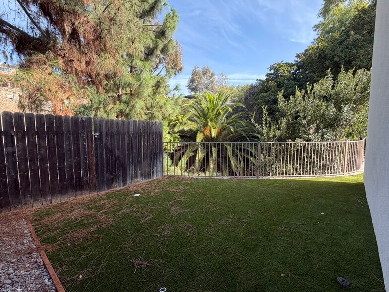 Building Photo - 5664 Campanile Way