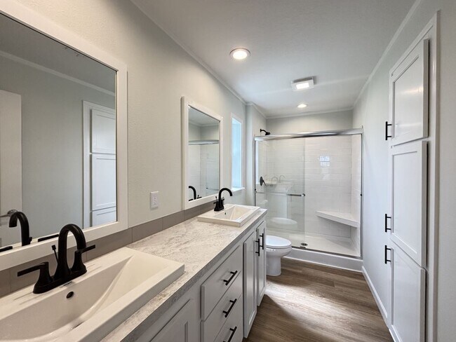 Building Photo - 7411 43rd Way N