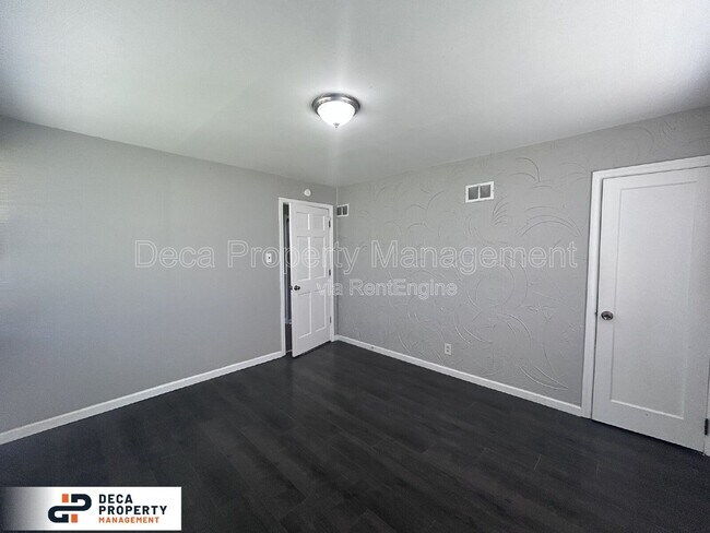 Building Photo - 9224 Kathlyn Dr