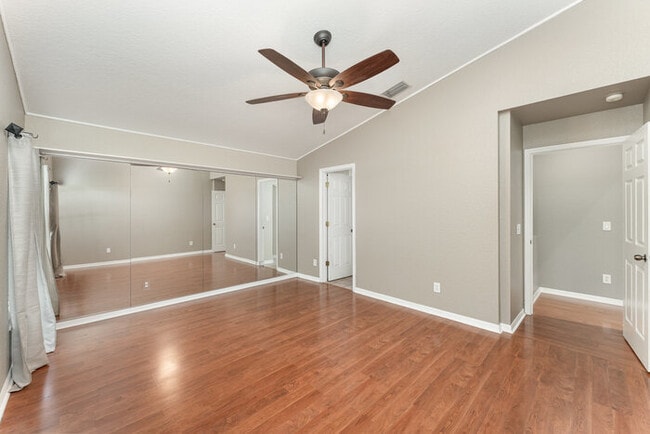 Building Photo - Home For Rent in Rivercrest!