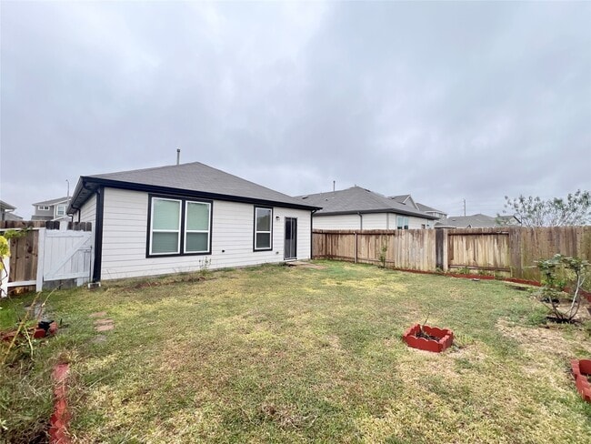 Building Photo - 17835 Plow Horse Ln