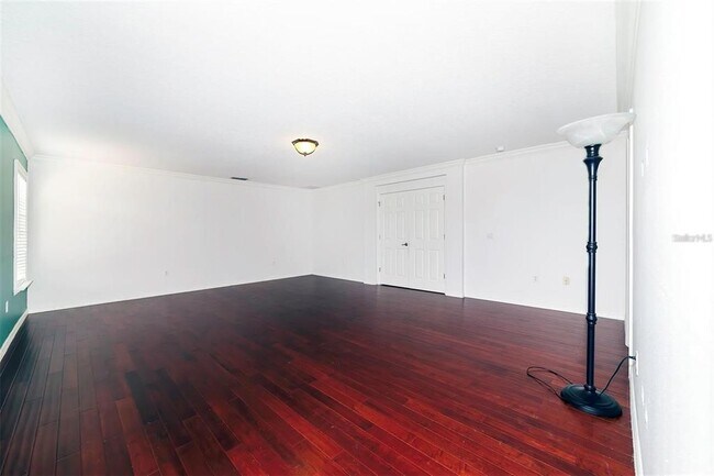 Building Photo - 10124 Malpas Point