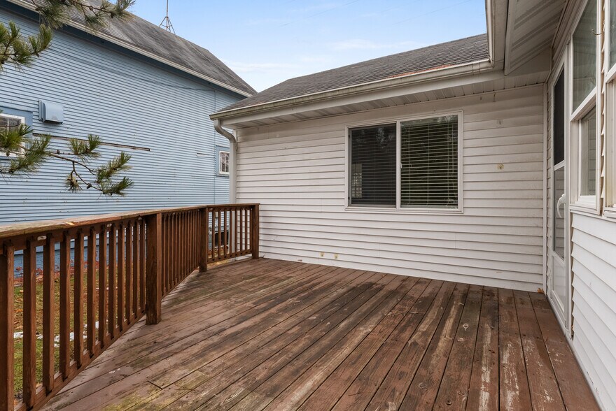 Building Photo - 917 N 18th St