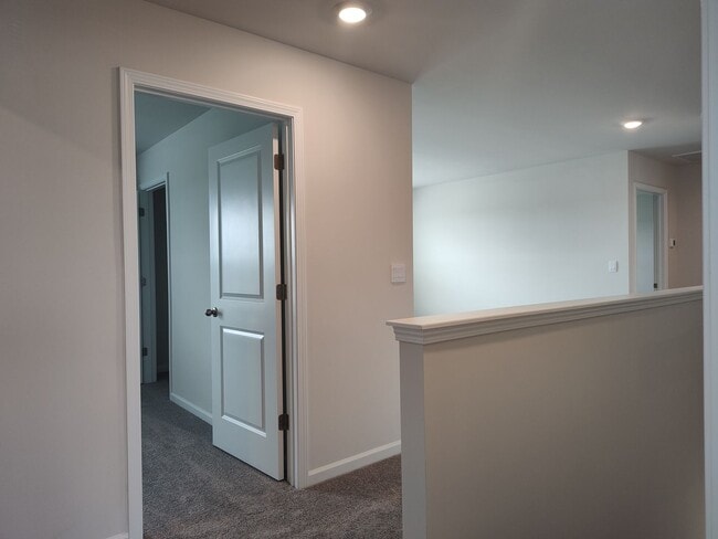 Building Photo - Beautiful New  Build Home located in the S...