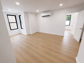 Building Photo - Beautiful newly renovated 1-bedroom available