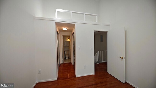 Building Photo - 9813 Hellingly Pl