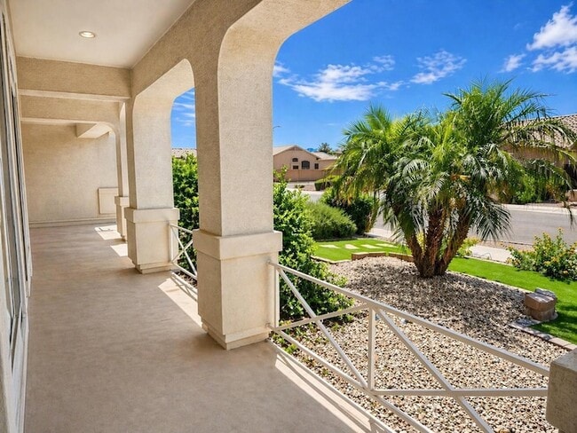 Building Photo - 8611 S 45th Glen