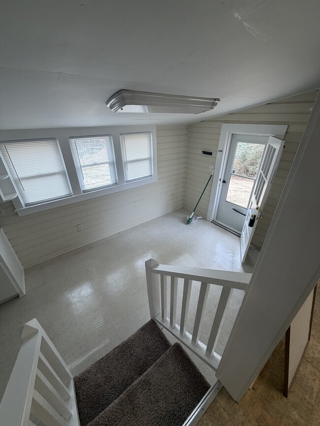 Building Photo - 5292 Red Hill Church Rd