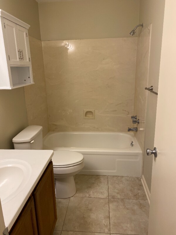 Building Photo - 7651 Bles Ave