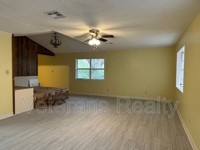 Building Photo - 19136 Pineville Rd