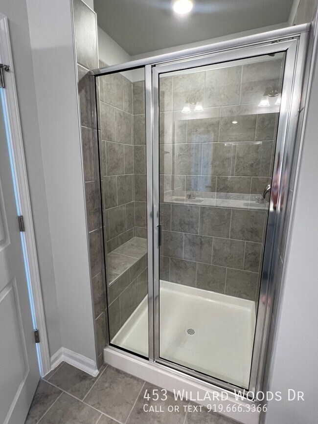 Building Photo - 453 Willard Wds Dr