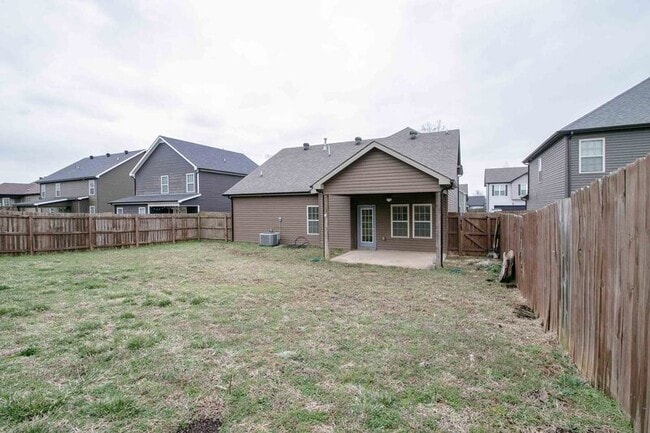 Building Photo - 1271 Eagle's View Dr