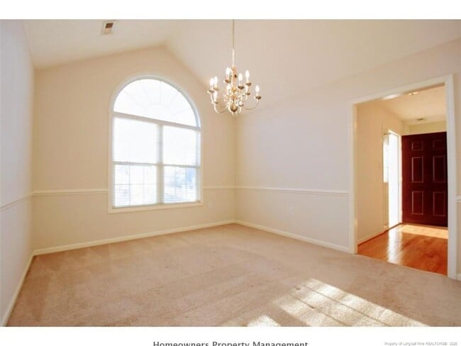 Building Photo - 1420 Burford Ct