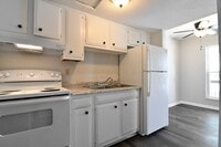 Building Photo - 4728 Southern Pky