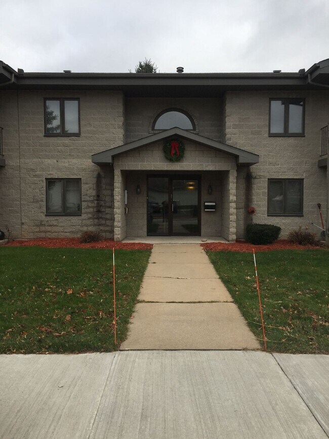 Building Photo - Village Park Apartments