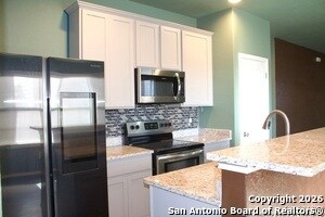 Building Photo - 14615 Stirrup