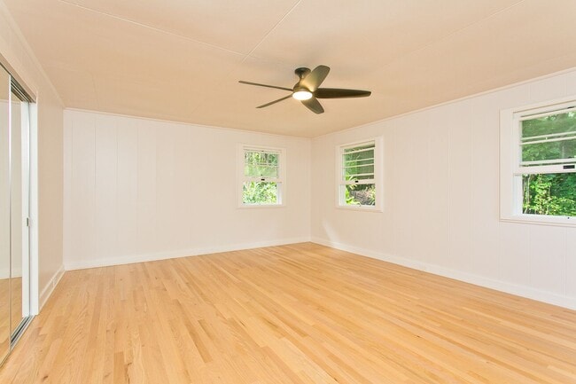 Building Photo - 3125 Huelani Pl
