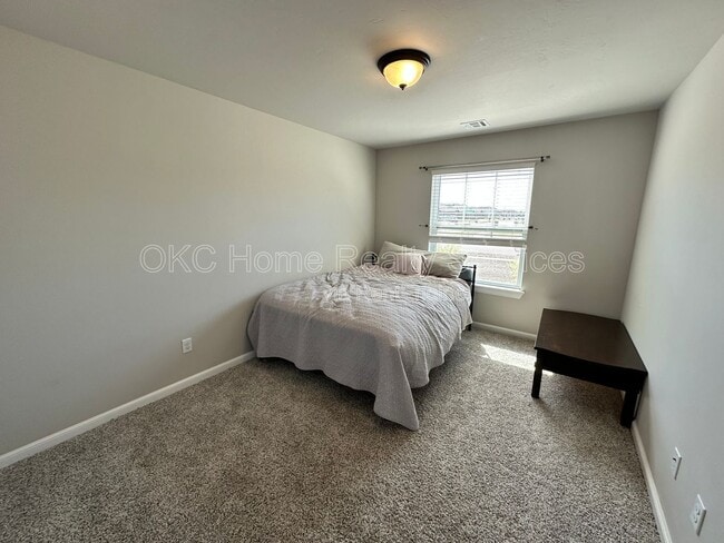 Building Photo - 7724 Windstone Dr
