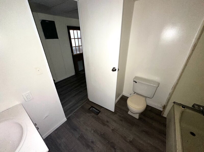 Building Photo - 138 Birchwood Dr