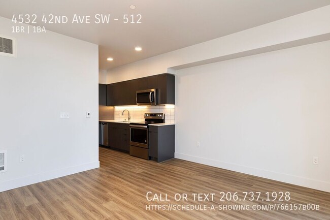Building Photo - 4532 42nd Ave SW