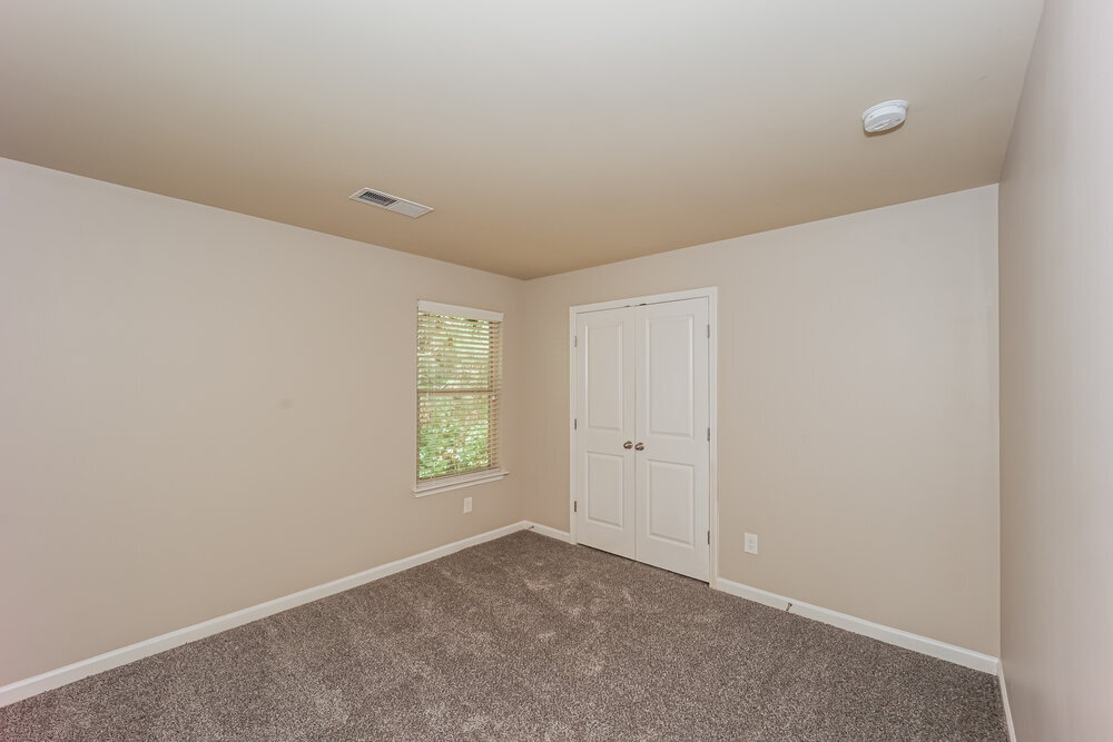 Building Photo - 258 Stillwood Dr