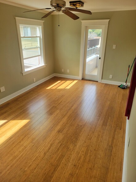 living room/bamboo floors - 259 Euclid Ave