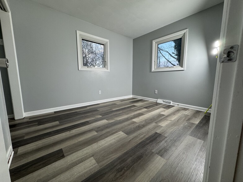 Bedroom 1 - 4152 W Curry Ct