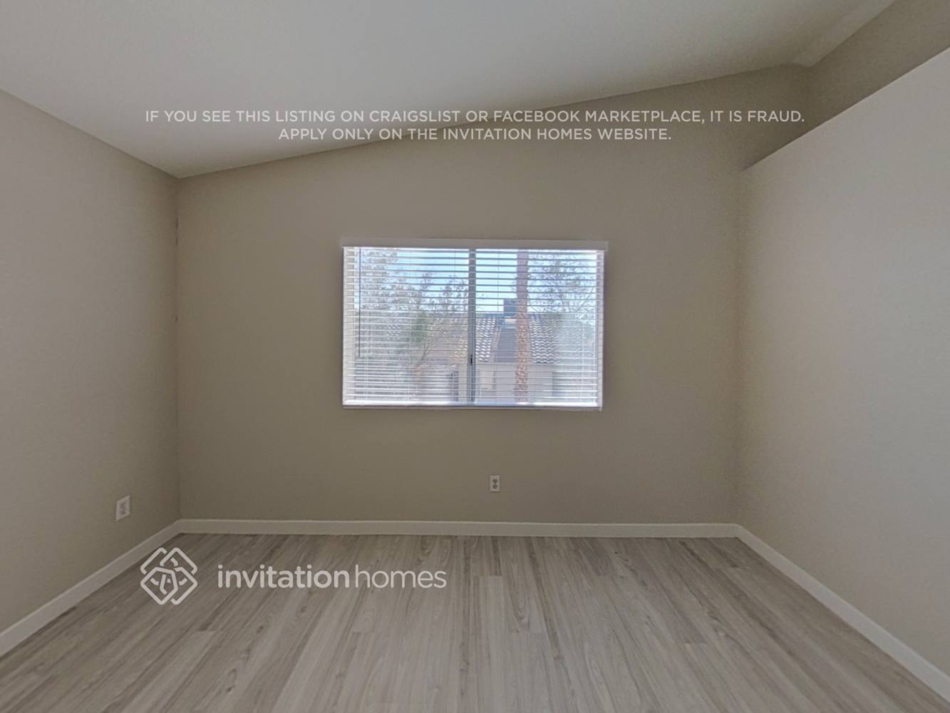 Building Photo - 3811 McGregor Way