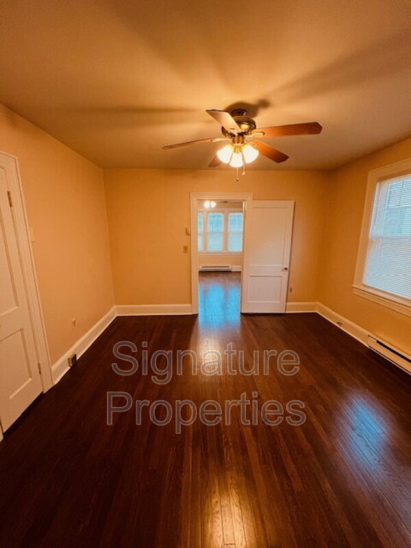 Building Photo - 204 Battery Pl