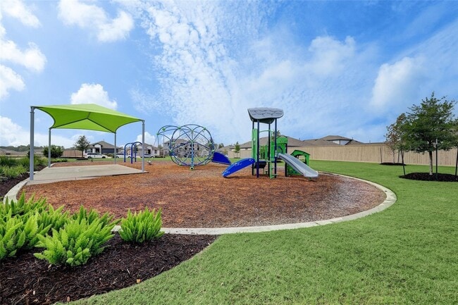 Building Photo - 14556 Lily Plns Dr