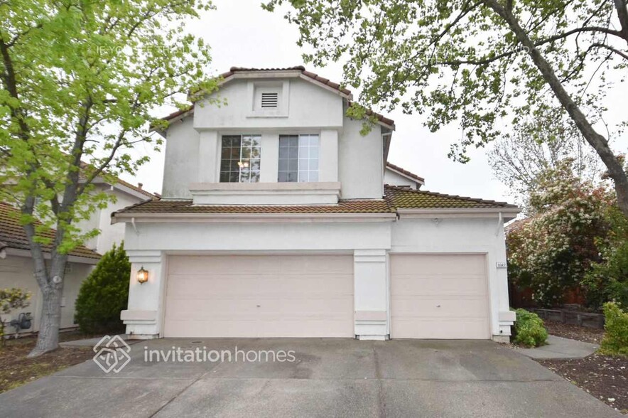 Primary Photo - 8047 Stretto Ct