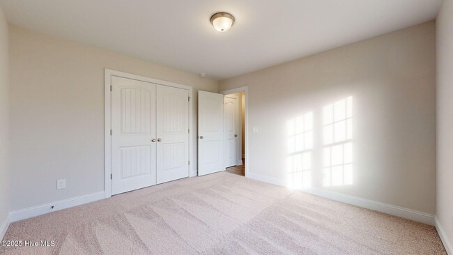 Building Photo - 51 N Ardsley Ln