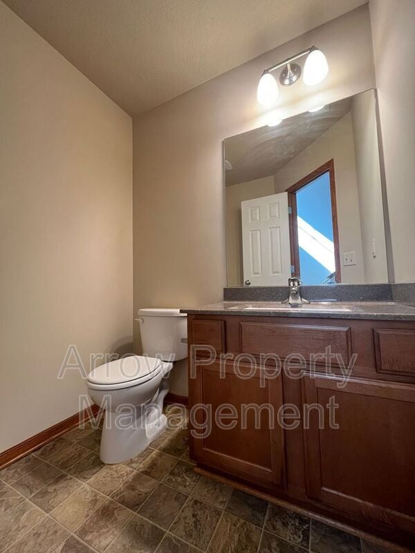 Building Photo - 6241 Windhaven Dr