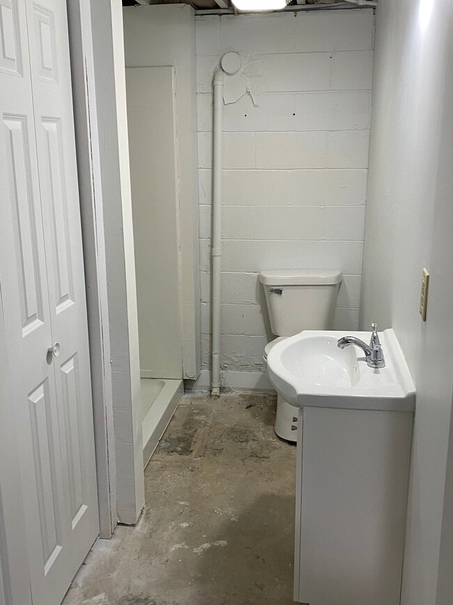 Building Photo - 1709 Atwater Ave