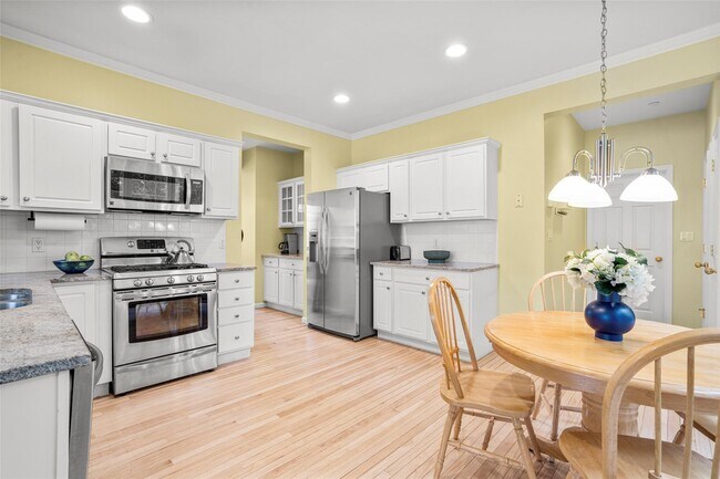 Building Photo - 29 Allegra Ct