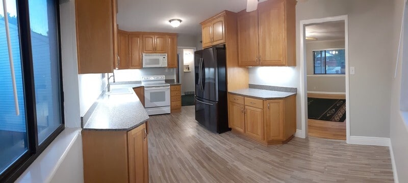 Building Photo - 628 W 3300 S