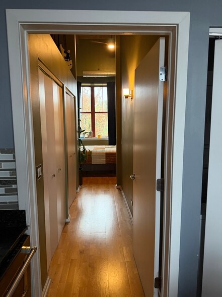 Entry to Master Bedroom with Him & Her's Closets - 1061 W 16th St