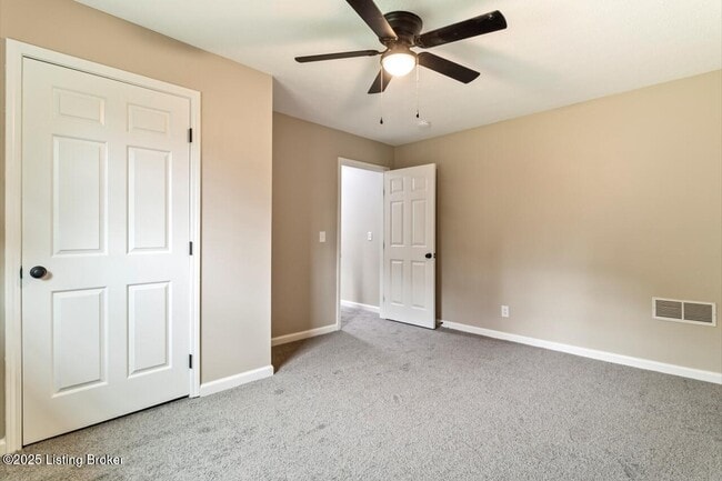 Building Photo - 2222 Elmcrest Dr