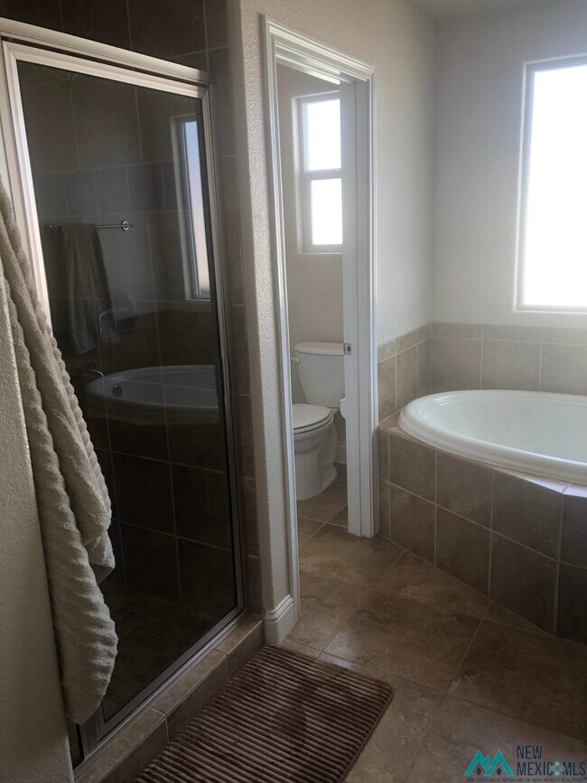 Building Photo - 1512 Champ Clark Ct