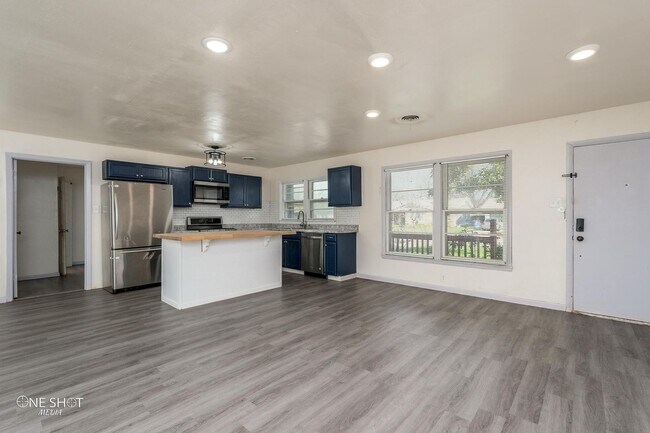 Building Photo - 3181 Sherry Ln