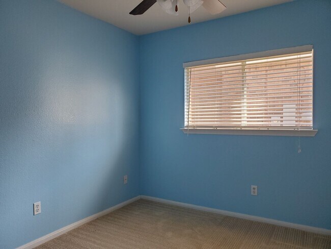Building Photo - 4-Bedroom House for Rent in Killeen