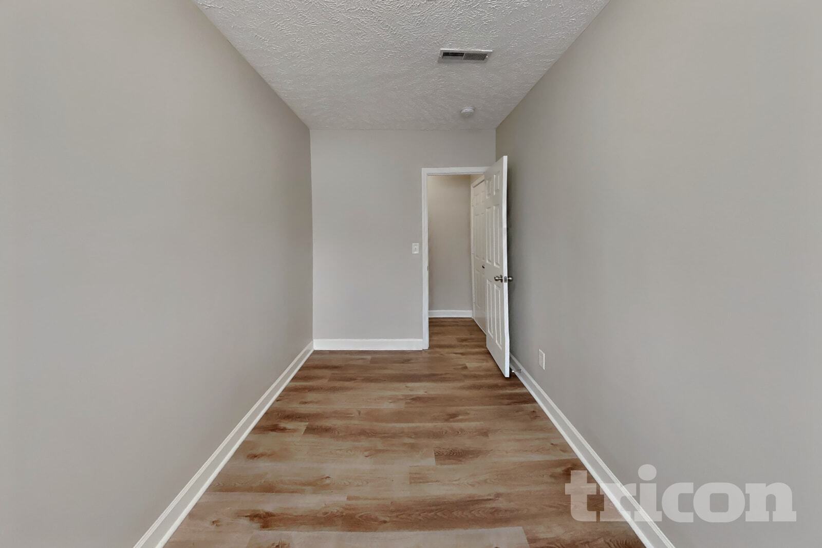 Building Photo - 649 Belgium Dr