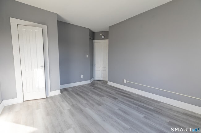 Building Photo - 132 Beaver St